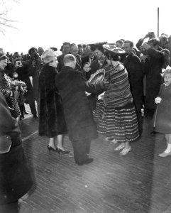 Bezoek van president van Peru aan Rotterdam, aankomst bij de Koninklijke Roei en, Bestanddeelnr 911-0751
