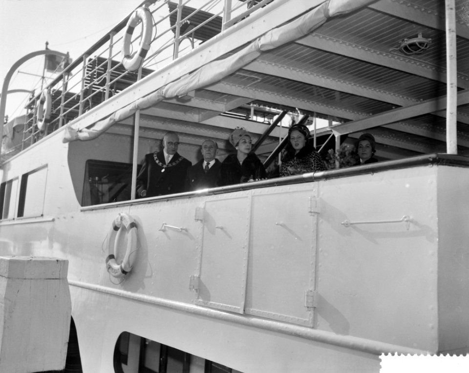 Bezoek van president van Peru aan Rotterdam, het hoge gezelschap aan boord van d, Bestanddeelnr 911-0753