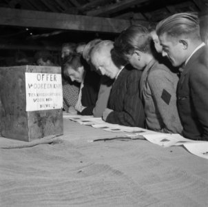 Bezoekers op de boerderij, Bestanddeelnr 900-6524