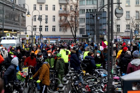 Bicycle demonstration against A49 and A100 in Berlin 2020-11-28 09