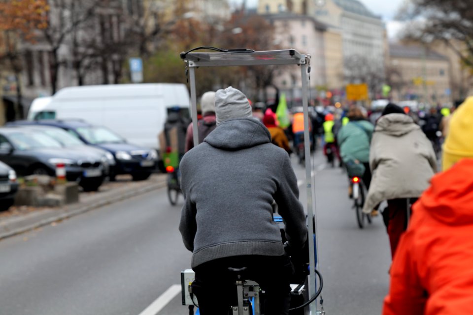 Bicycle demonstration against A49 and A100 in Berlin 2020-11-28 125