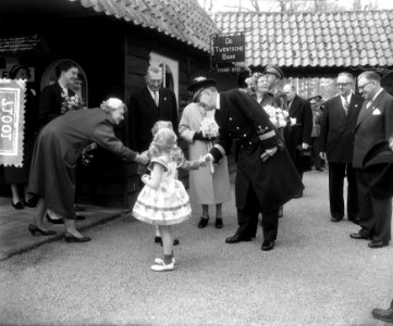 Bezoek Zweedse Koningspaar Amsterdam, tweede dag, bezoek Keukenhof, Bestanddeelnr 907-1001