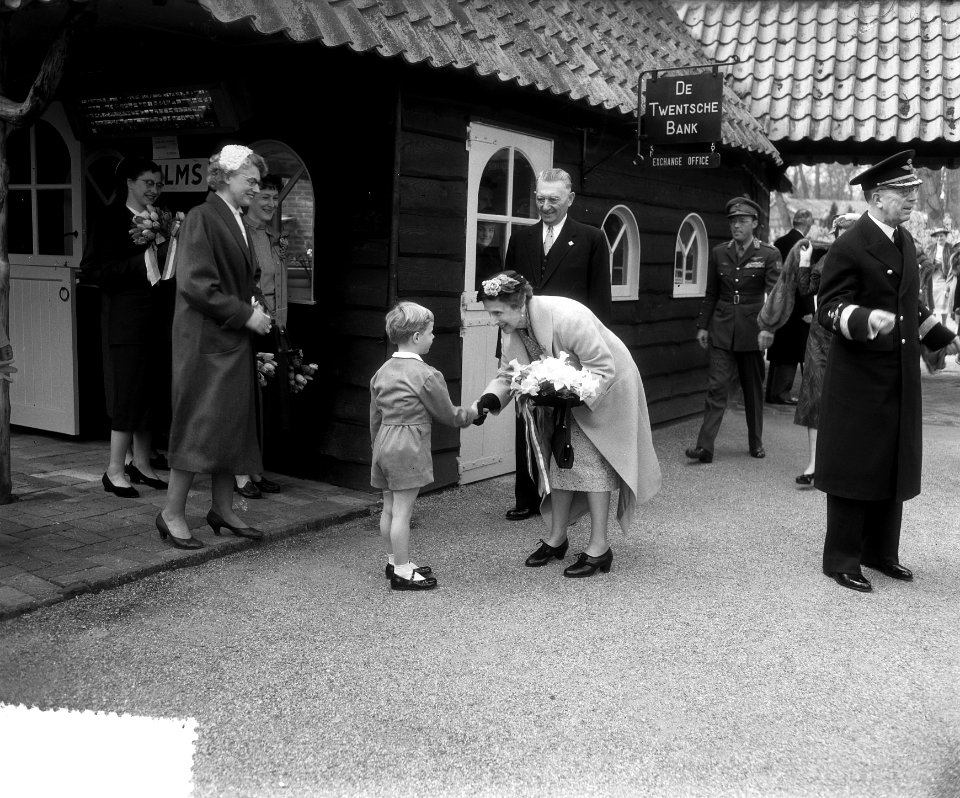 Bezoek Zweedse Koningspaar Amsterdam, tweede dag, bezoek Keukenhof, Bestanddeelnr 907-1003