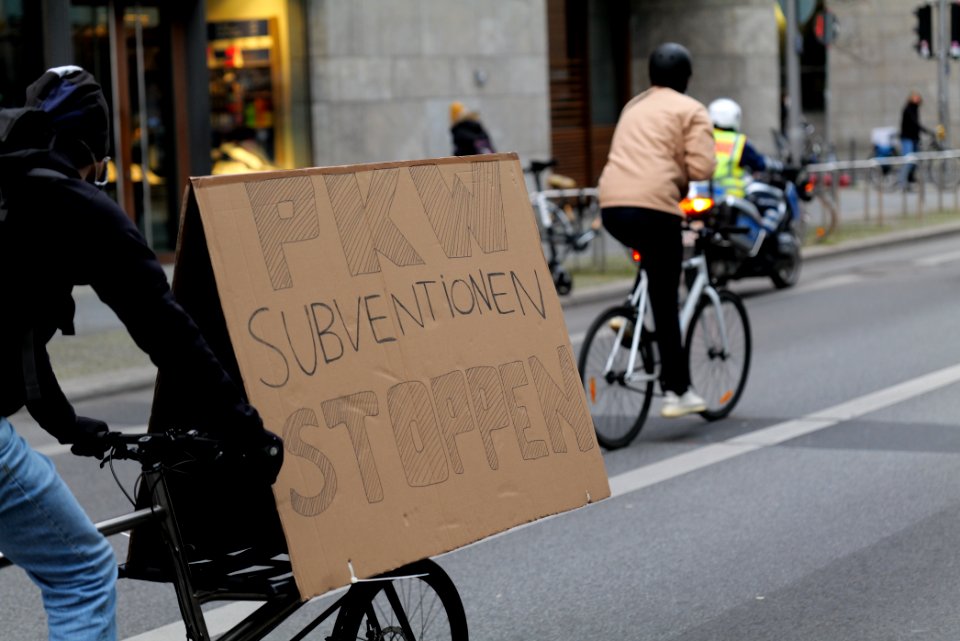 Bicycle demonstration against A49 and A100 in Berlin 2020-11-28 144