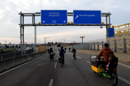 Bicycle demonstration against A49 and A100 in Berlin 2020-11-14 72