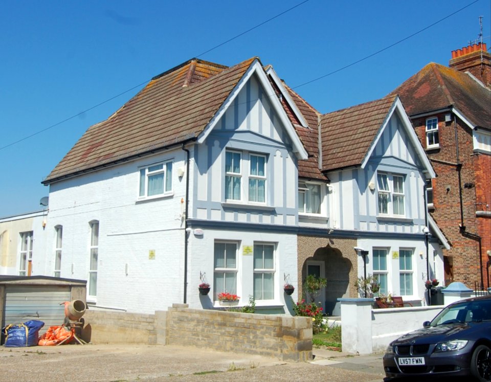 Bexhill Masjid and Islamic Centre, Clifford Road, Bexhill (June 2020) (1)