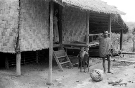 Bewoners van een kampong, Bestanddeelnr 3630