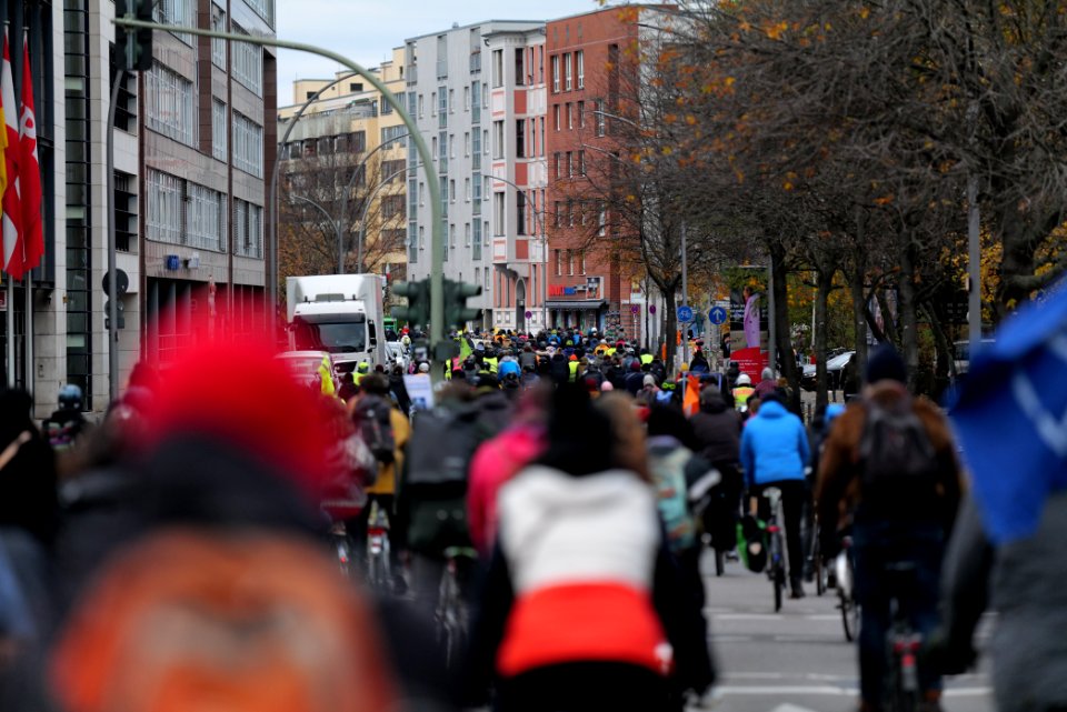 Bicycle demonstration against A49 and A100 in Berlin 2020-11-28 132