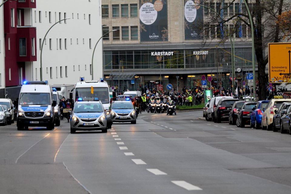 Bicycle demonstration against A49 and A100 in Berlin 2020-11-28 13