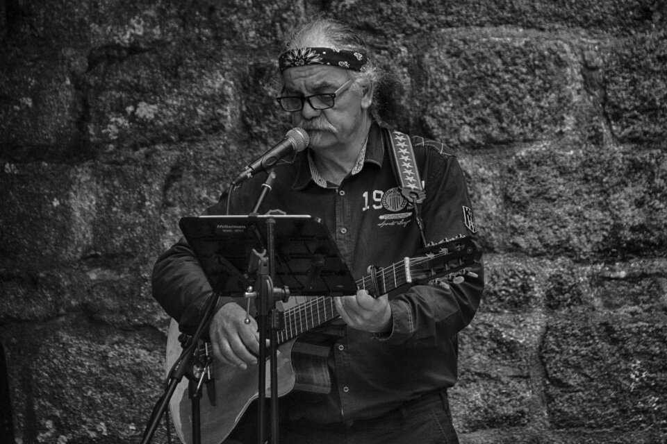 Instrument guitar person
