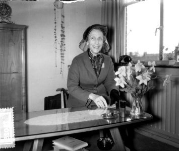 Bezoek Zweedse Koningspaar, derde dag, Koningin Louise, Bestanddeelnr 907-1028