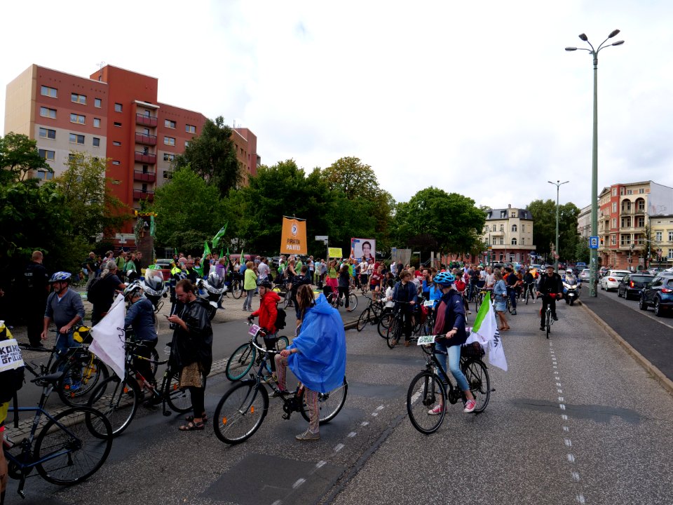 Bicycle demonstration to the Coal and Boat demonstration 2019 33