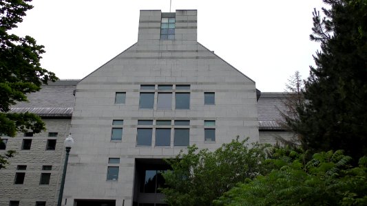 Bicentennial Hall 1999