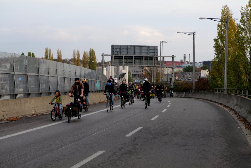 Bicycle demonstration against A49 and A100 in Berlin 2020-11-14 69