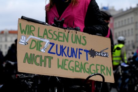 Bicycle demonstration against A49 and A100 in Berlin 2020-11-28 05