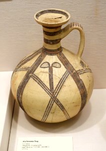 Bichrome jug, Megiddo, Stratum IX, Late Bronze I, 1550-1400 BC, ceramic - Oriental Institute Museum, University of Chicago - DSC07721