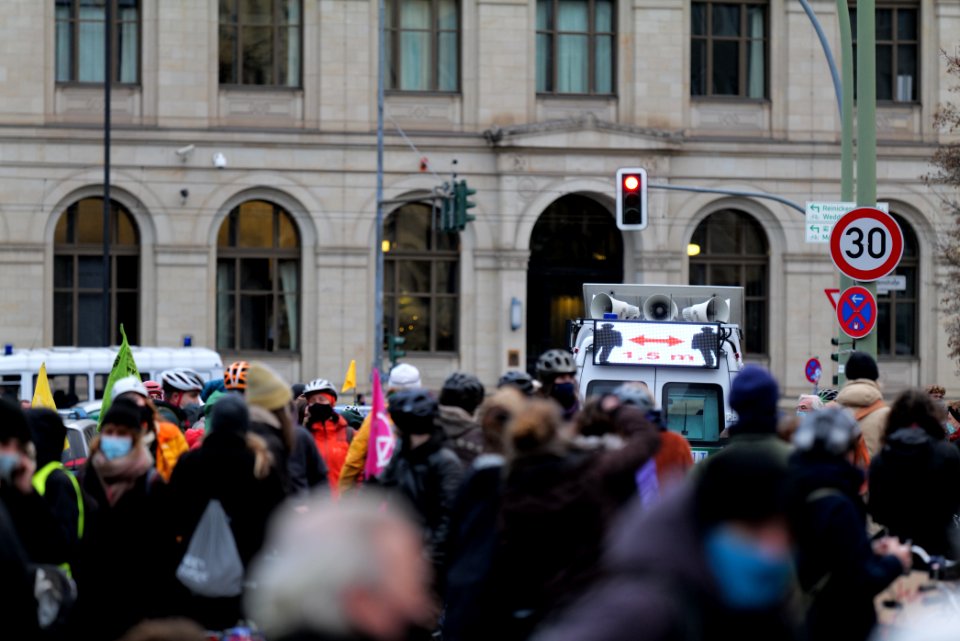 Bicycle demonstration against A49 and A100 in Berlin 2020-11-28 152