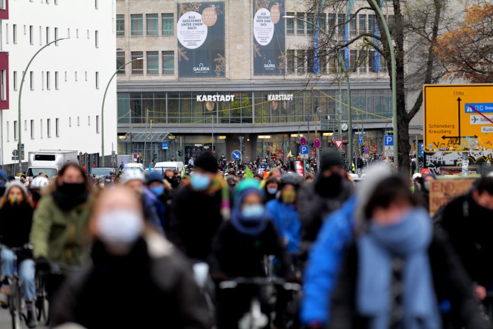 Bicycle demonstration against A49 and A100 in Berlin 2020-11-28 22
