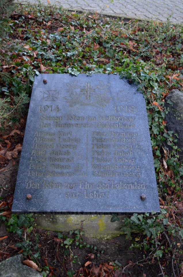 Bickenbach, Mahnmal, Gefallene 14 18