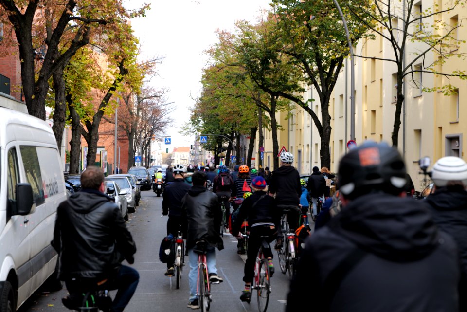 Bicycle demonstration against A49 and A100 in Berlin 2020-11-14 54