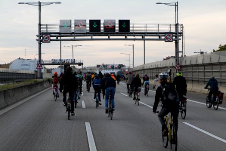 Bicycle demonstration against A49 and A100 in Berlin 2020-11-14 90