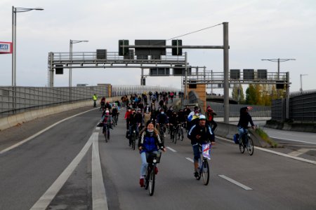 Bicycle demonstration against A49 and A100 in Berlin 2020-11-14 84