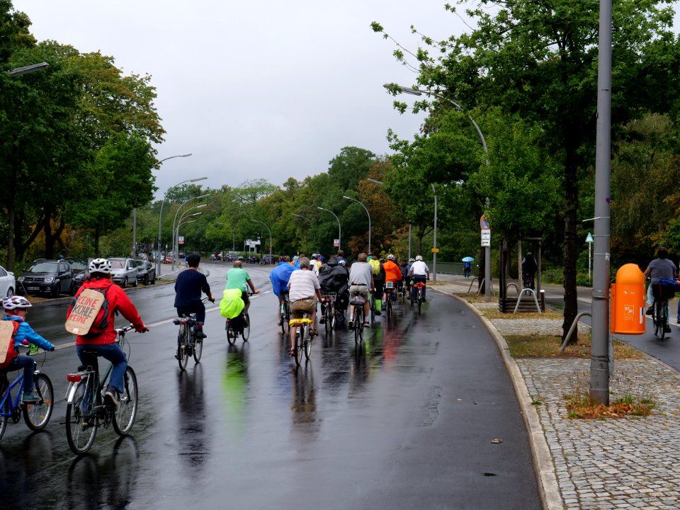 Bicycle demonstration to the Coal and Boat demonstration 2019 15