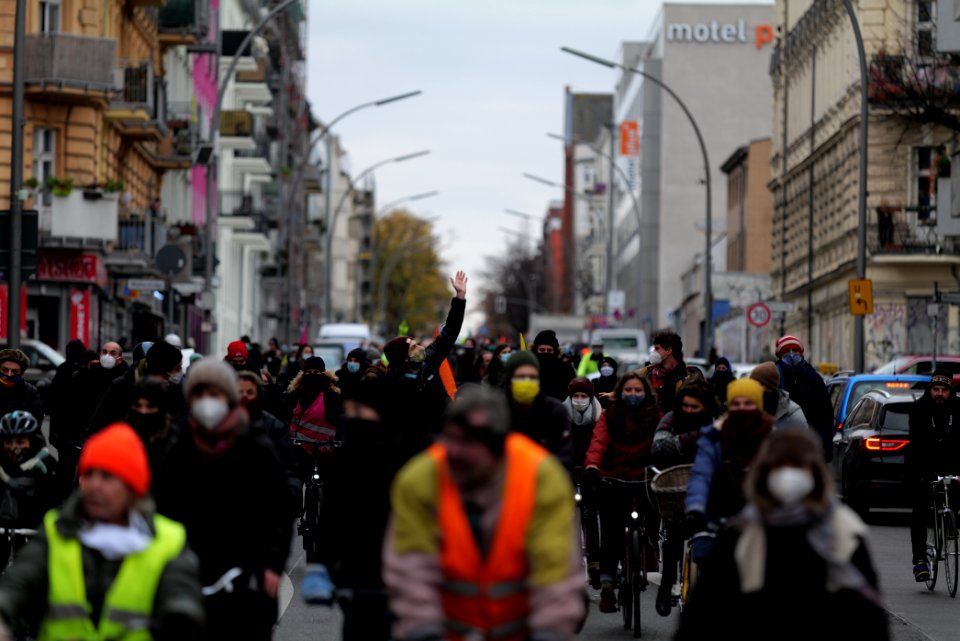 Bicycle demonstration against A49 and A100 in Berlin 2020-11-28 51