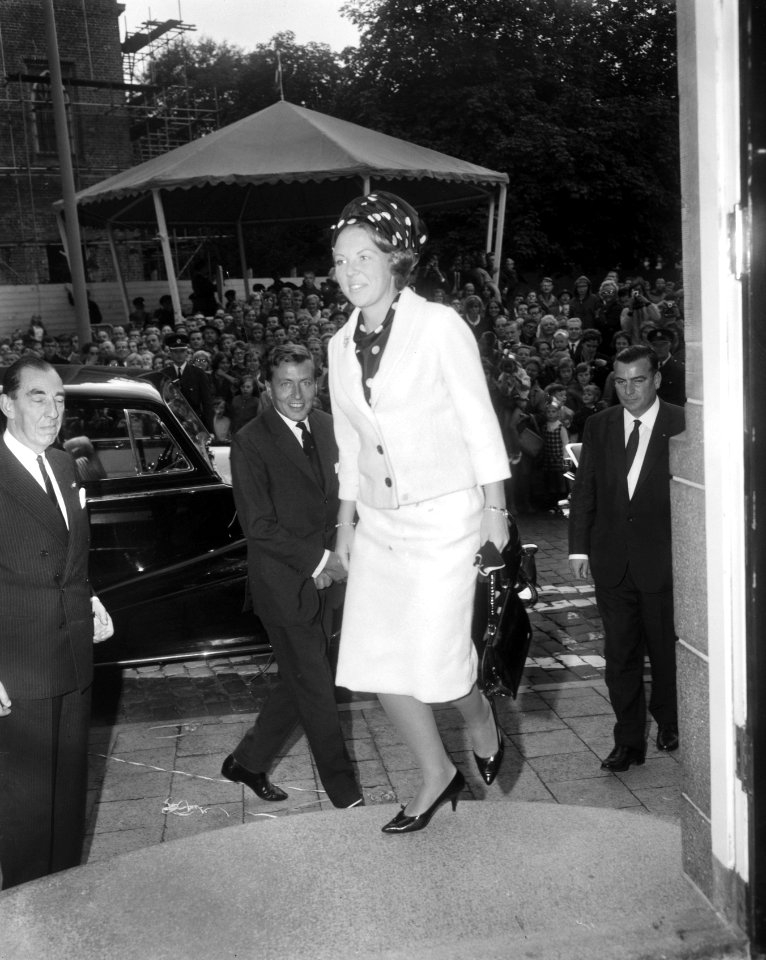 Bezoek prinses Beatrix en Claus aan Leeuwarden, prinses Beatrix, Bestanddeelnr 918-1508