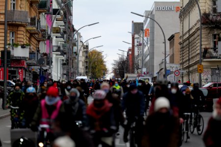 Bicycle demonstration against A49 and A100 in Berlin 2020-11-28 44