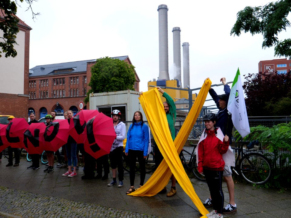 Bicycle demonstration to the Coal and Boat demonstration 2019 12