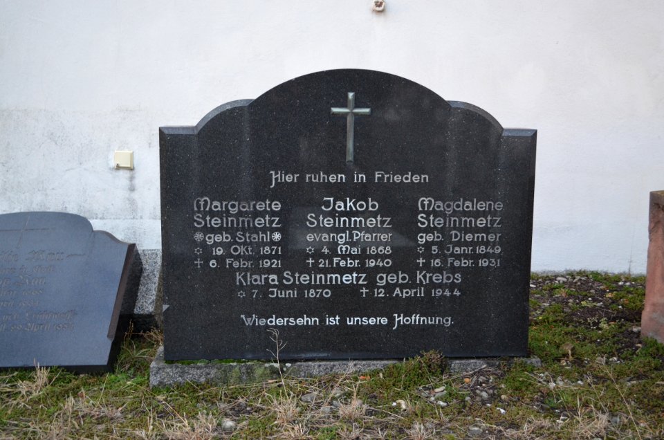 Bickenbach, Friedhof, Grab Steinmetz