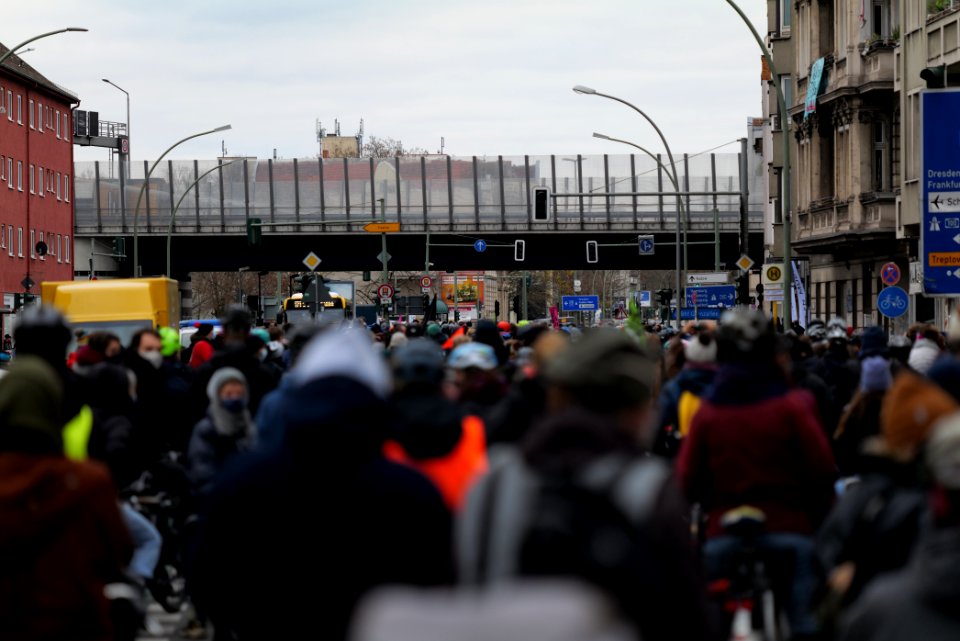 Bicycle demonstration against A49 and A100 in Berlin 2020-11-28 58