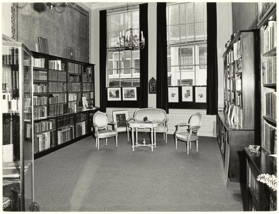 Bibliotheek Hofje van Staats aan de Jansweg 69