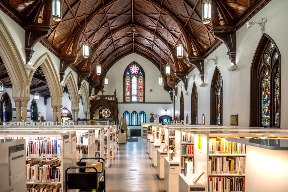 Bibliothèque Claire-Martin 03