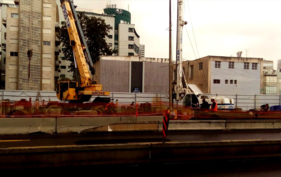 Bialik-light-railway-construction-january-2016