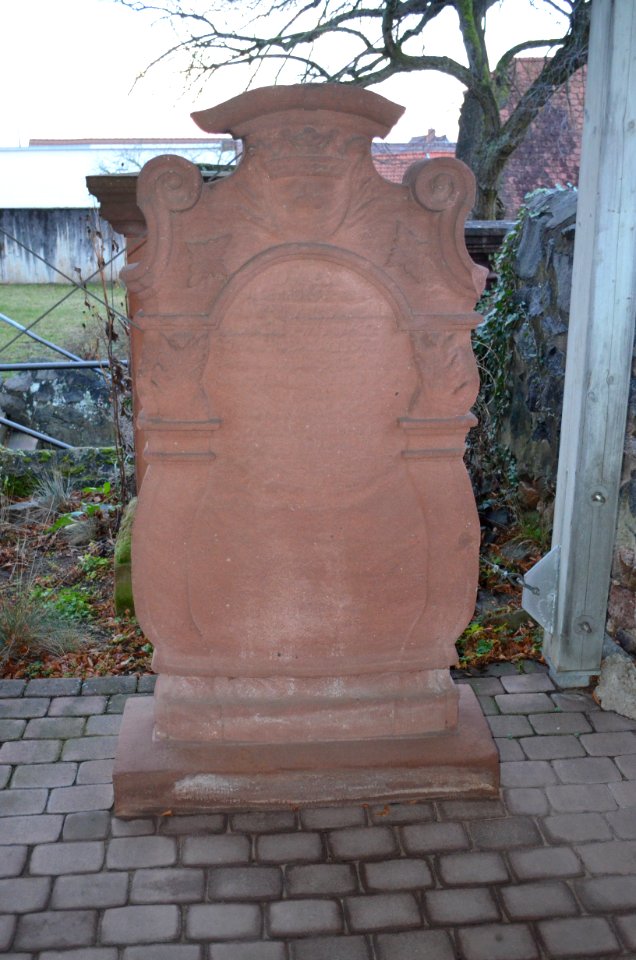 Bickenbach, Friedhof, Lapidarium (7)