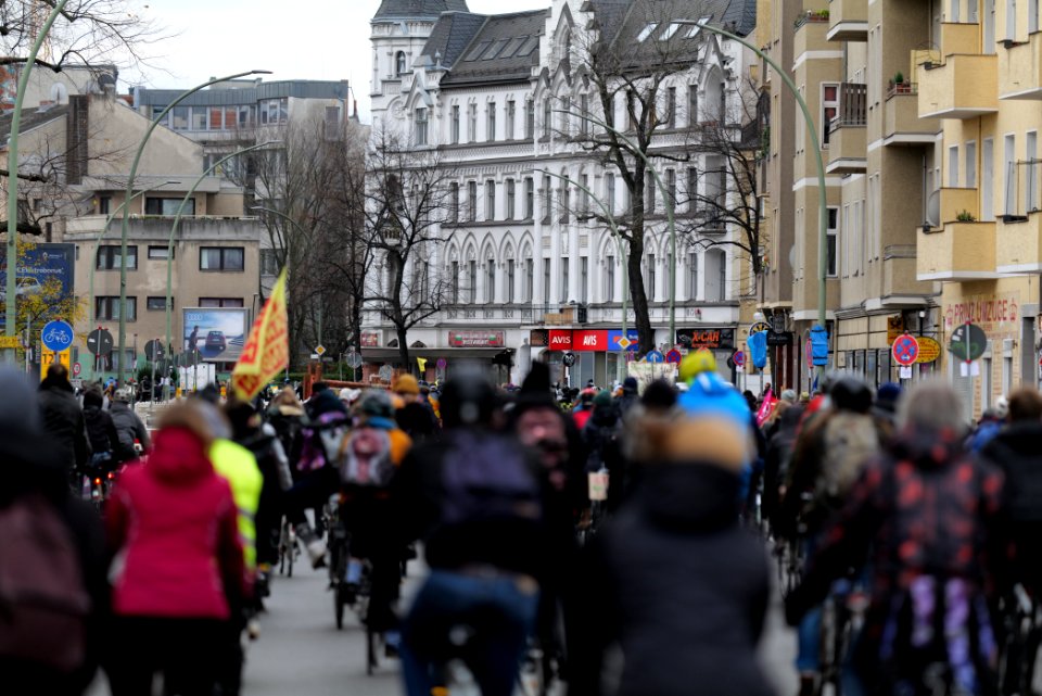 Bicycle demonstration against A49 and A100 in Berlin 2020-11-28 49