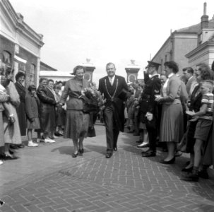 Bezoek koningin Juliana aan Voorne, Bestanddeelnr 908-5922