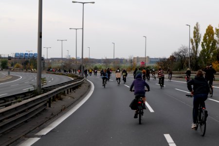 Bicycle demonstration against A49 and A100 in Berlin 2020-11-14 145