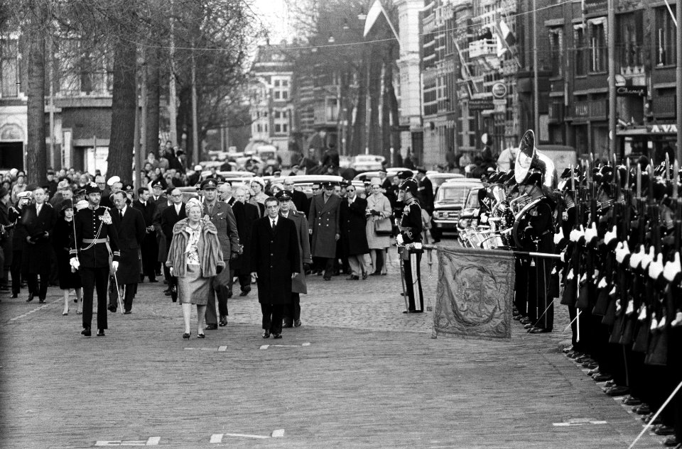 Bezoek van de president van Mexico aan Rotterdam, bij de Roei- en Zeilvereniging, Bestanddeelnr 915-0055