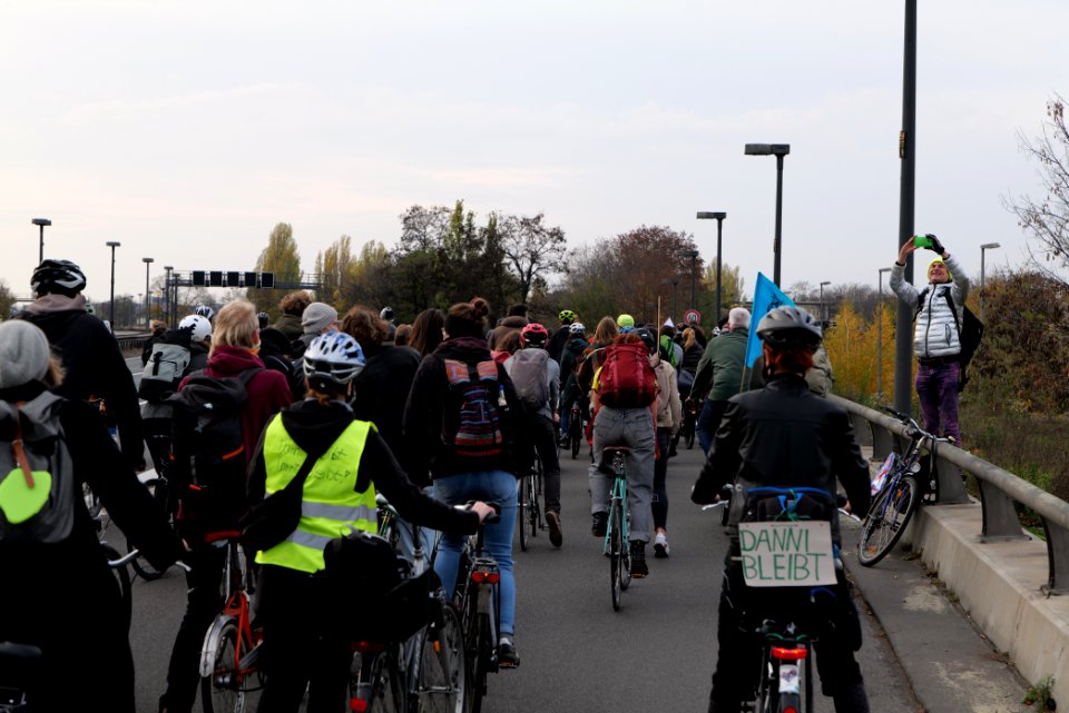 Bicycle demonstration against A49 and A100 in Berlin 2020-11-14 158