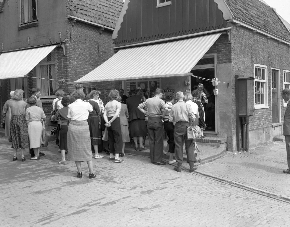 Bezoek touristen aan Marken, Bestanddeelnr 906-6463