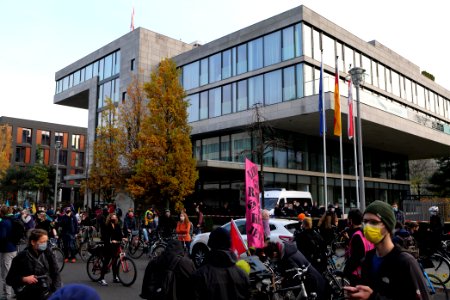 Bicycle demonstration against A49 and A100 in Berlin 2020-11-14 188