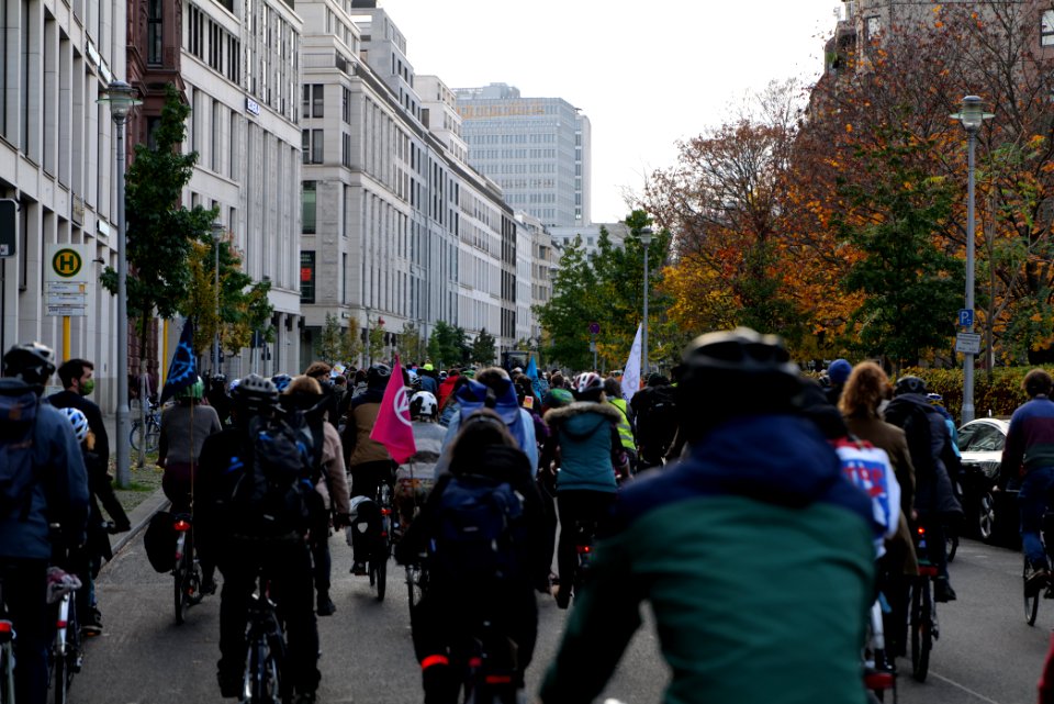 Bicycle demonstration against A49 and A100 in Berlin 2020-11-14 180