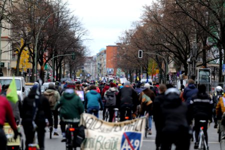 Bicycle demonstration against A49 and A100 in Berlin 2020-11-28 35