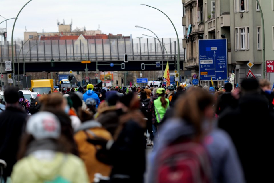 Bicycle demonstration against A49 and A100 in Berlin 2020-11-28 55