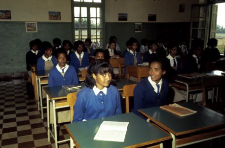 Bezoek Koningin Juliana , Pr. Bernhard , Pr. Beatrix Pr. Claus aan Ethiopie bez, Bestanddeelnr 254-8297