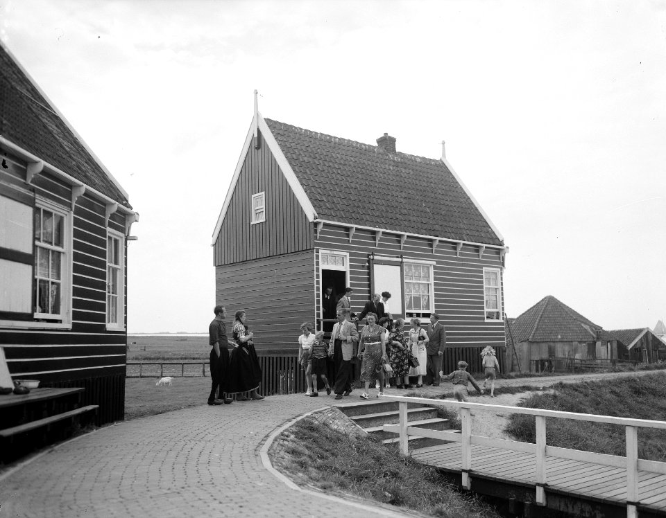 Bezoek touristen aan Marken, Bestanddeelnr 906-6465