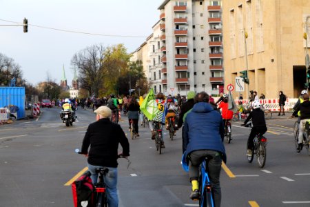 Bicycle demonstration against A49 and A100 in Berlin 2020-11-14 164